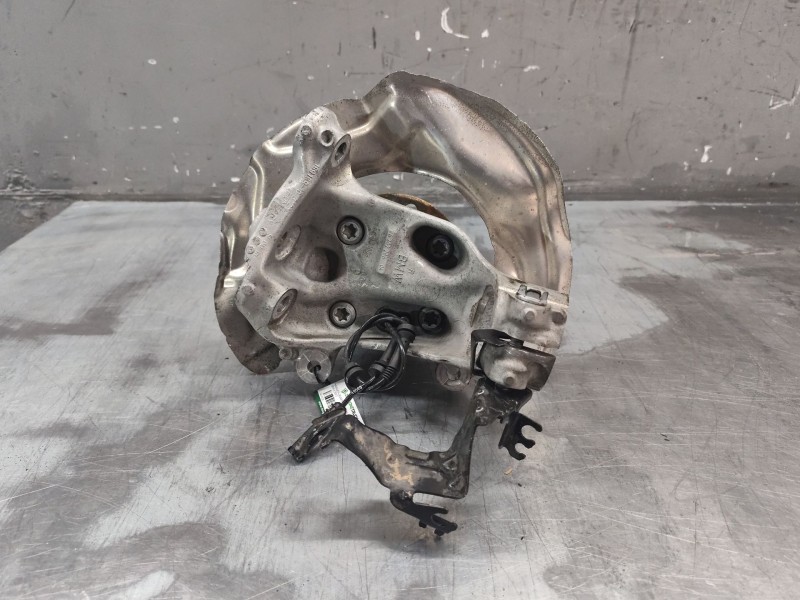 Recambio de mangueta delantera derecha para bmw 1 (e87) 120 d referencia OEM IAM   