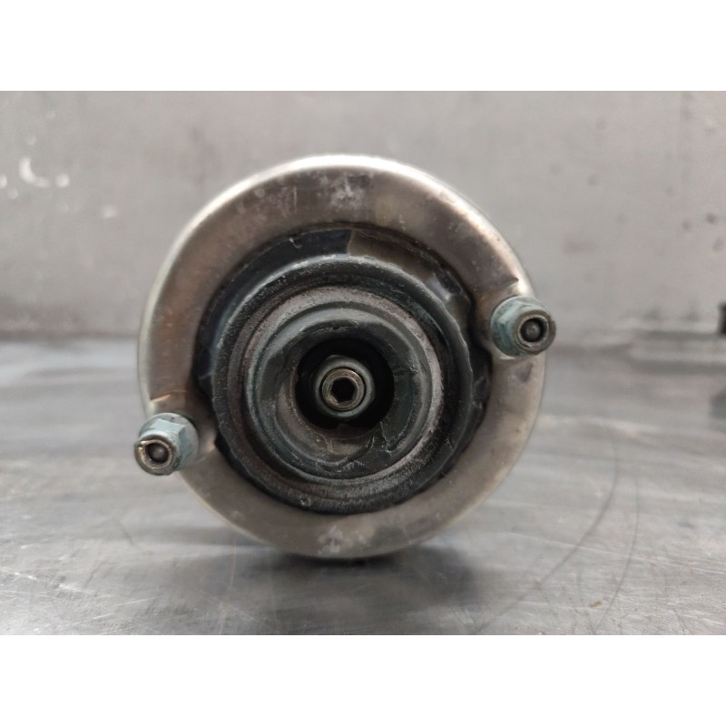 Recambio de amortiguador delantero derecho para audi a4 b5 (8d2) 1.8 quattro referencia OEM IAM 8D0413031  