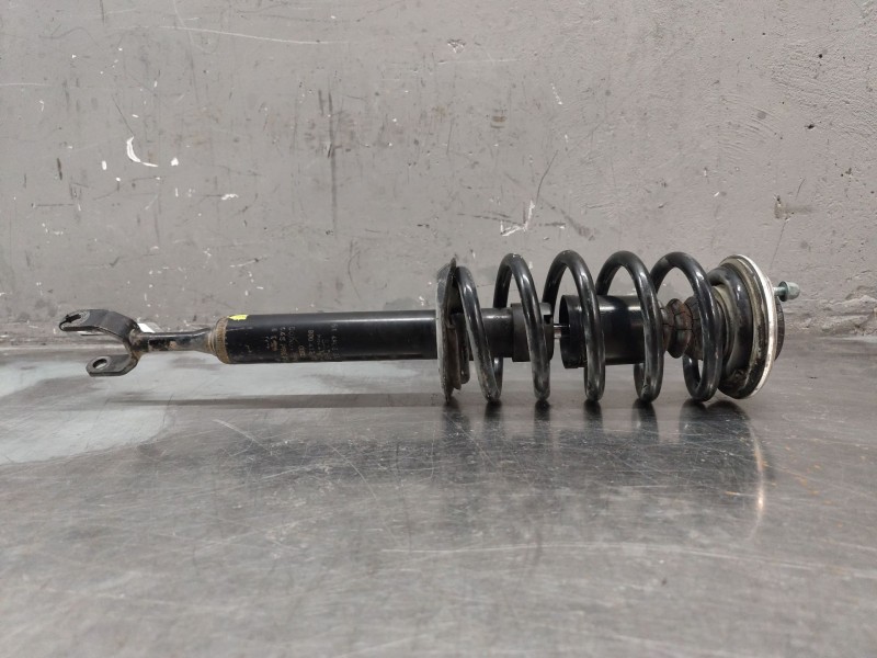 Recambio de amortiguador delantero izquierdo para audi a4 b5 (8d2) 1.8 quattro referencia OEM IAM 038131501AA  