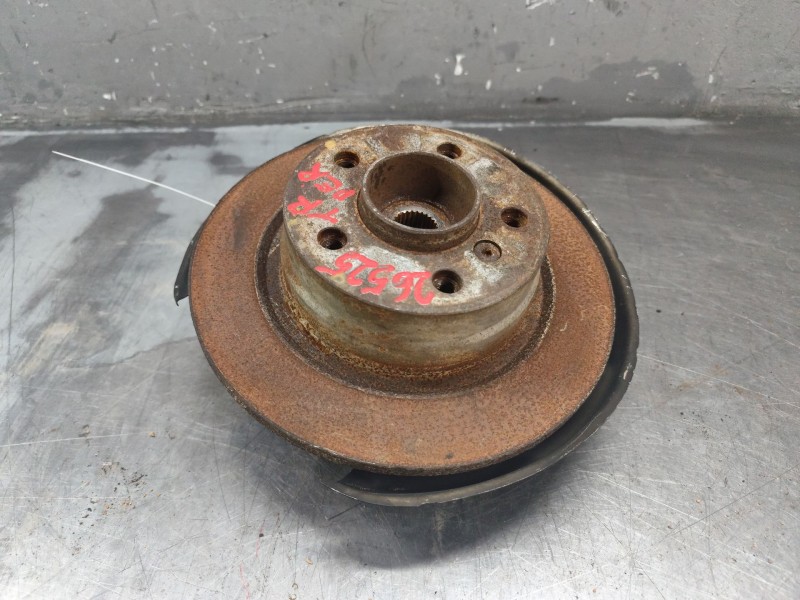Recambio de mangueta trasera derecha para bmw 1 (e87) 120 d referencia OEM IAM   