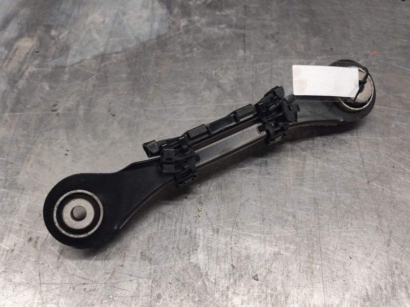 Recambio de brazo suspension superior trasero derecho para bmw 1 (e87) 120 d referencia OEM IAM 679254404  