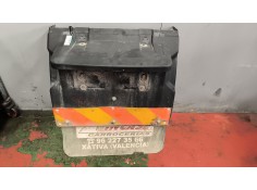 Recambio de guardabarros trasero derecho para renault premium lander 10.8 diesel referencia OEM IAM 7421094392  