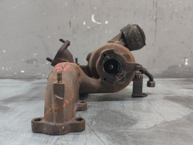 Recambio de turbocompresor para audi a3 (8l) 1.9 tdi ambiente referencia OEM IAM 038253019A  