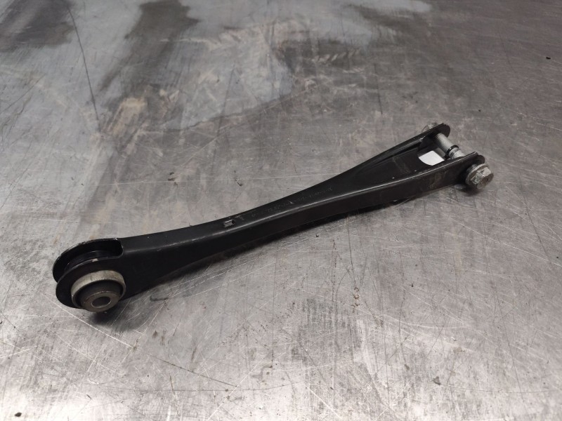 Recambio de brazo suspension inferior trasero derecho para bmw 1 (e87) 120 d referencia OEM IAM 679252504  