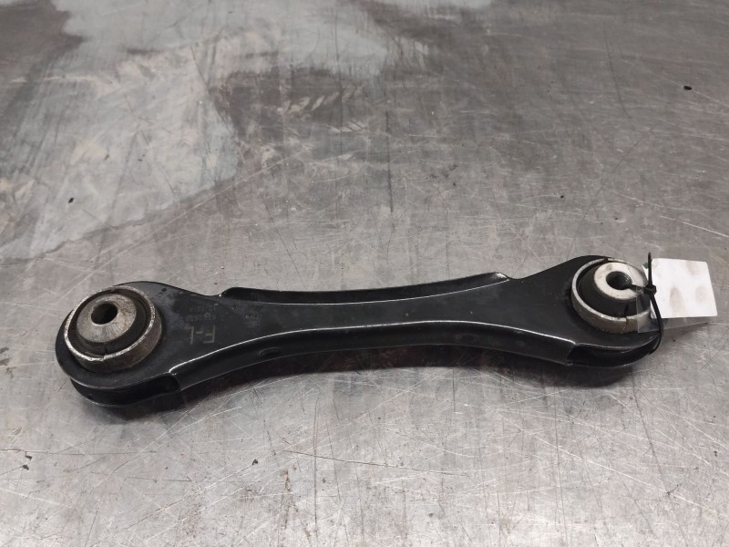 Recambio de brazo suspension superior trasero izquierdo para bmw 1 (e87) 120 d referencia OEM IAM 67925390  