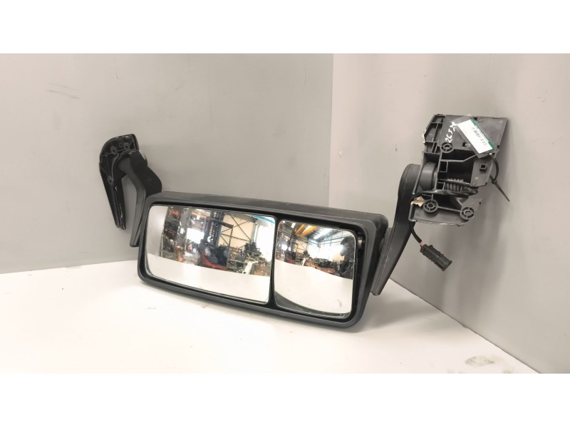 Recambio de retrovisor izquierdo para man tgx 18.xxx fg / 4x2 bl xl referencia OEM IAM   