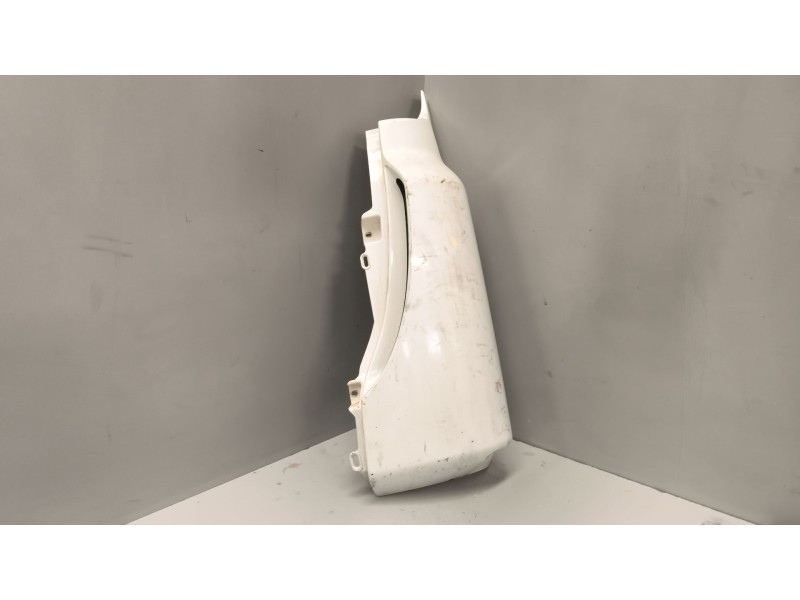 Recambio de deflector izquierdo para renault midlum fg xxx.10    e4 cabina doble referencia OEM IAM 5010578659  