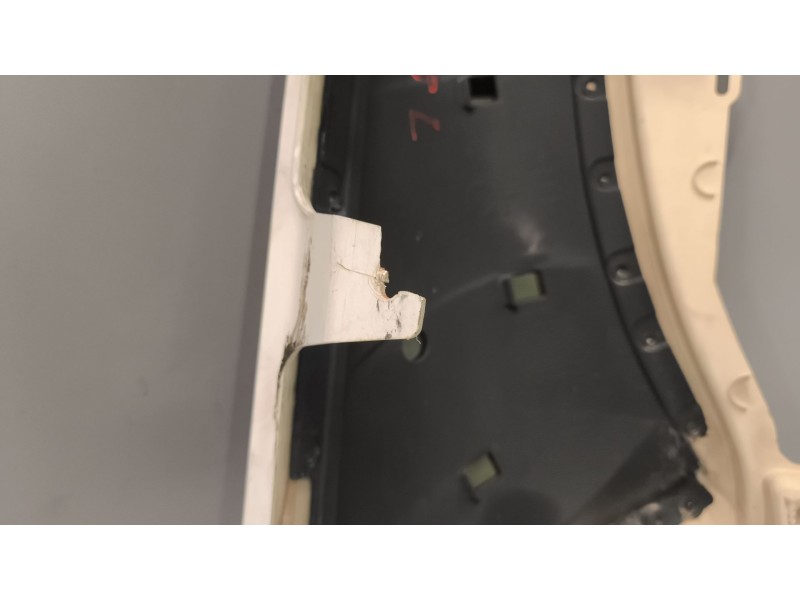 Recambio de deflector izquierdo para renault midlum fg xxx.10    e4 cabina doble referencia OEM IAM 5010578659  