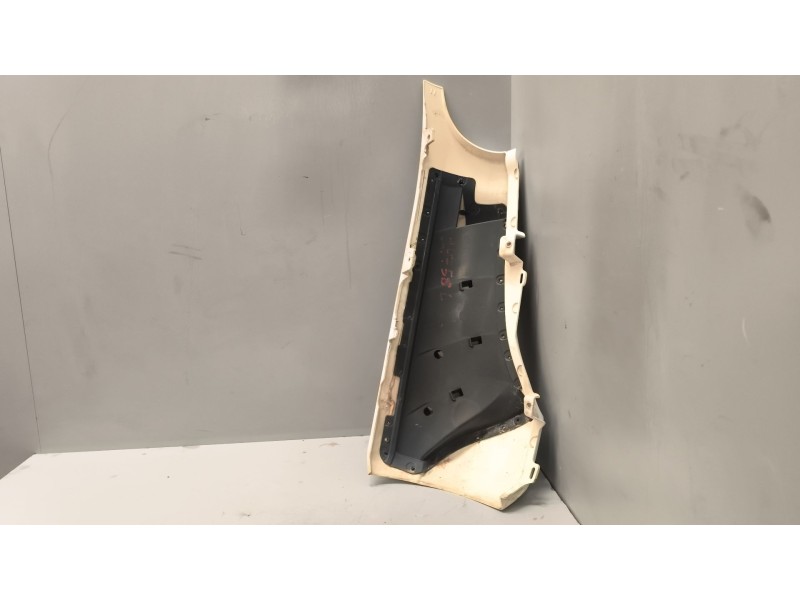 Recambio de deflector izquierdo para renault midlum fg xxx.10    e4 cabina doble referencia OEM IAM 5010578659  