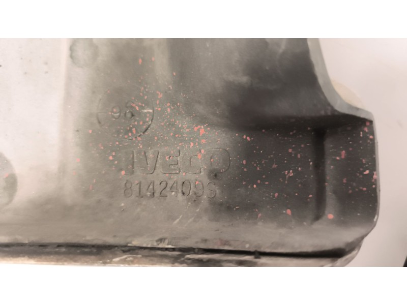 Recambio de deflector izquierdo para iveco eurotech cursor (mh) 7.8 diesel referencia OEM IAM 99437724  