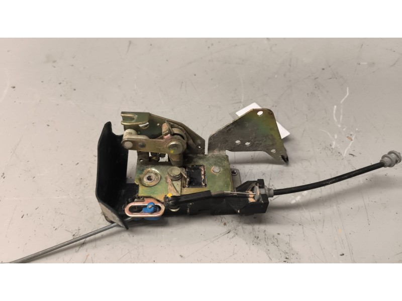 Recambio de cerradura puerta delantera derecha para renault midlum 4.2 diesel referencia OEM IAM   