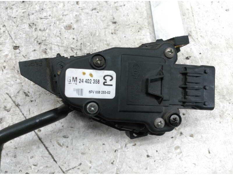 Recambio de potenciometro pedal para opel vectra b caravan básico (1999) referencia OEM IAM 24402358  