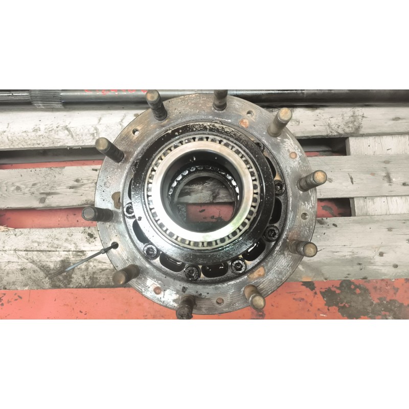 Recambio de buje trasero izquierdo para mercedes-benz actros 2-ejes 6-cil. serie/bm referencia OEM IAM A0003500433  