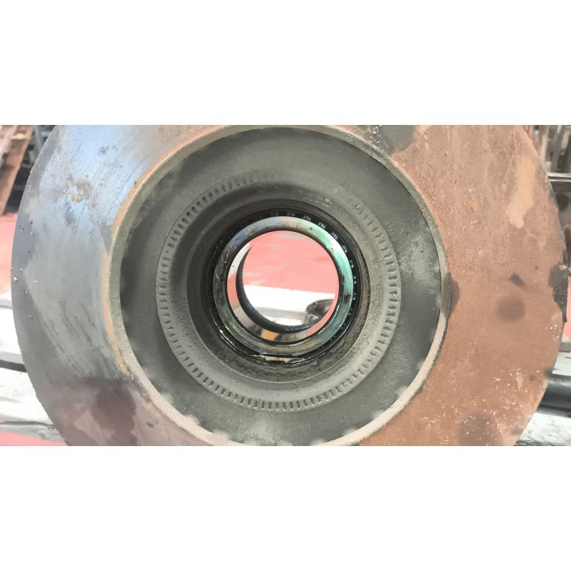 Recambio de buje trasero izquierdo para mercedes-benz actros 2-ejes 6-cil. serie/bm referencia OEM IAM A0003500433  