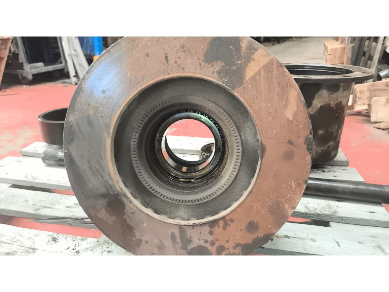 Recambio de buje trasero izquierdo para mercedes-benz actros 2-ejes 6-cil. serie/bm referencia OEM IAM A0003500433  