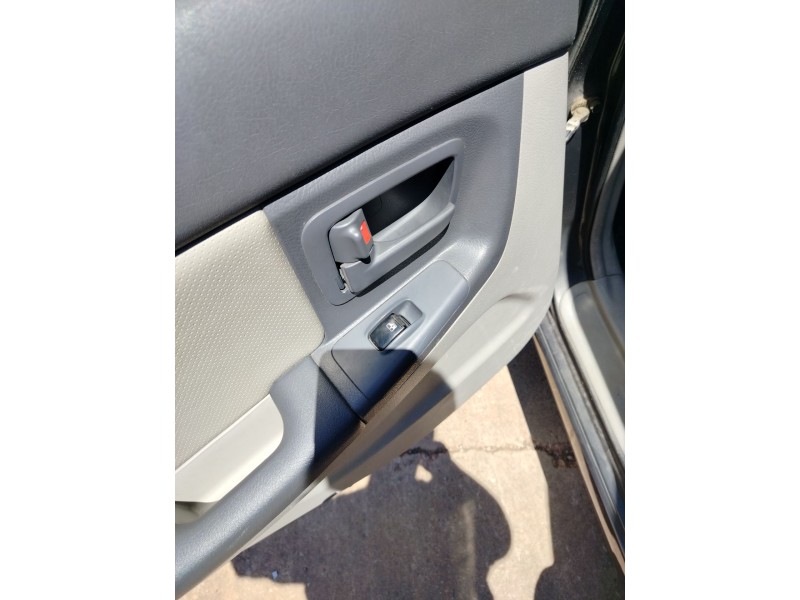 kia cerato i hatchback (ld) del año 2005