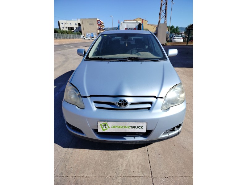 toyota corolla (_e12_) del año 2005