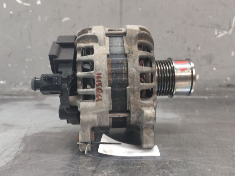 Recambio de alternador para seat ibiza (6p1) reference plus referencia OEM IAM 04E903021M  