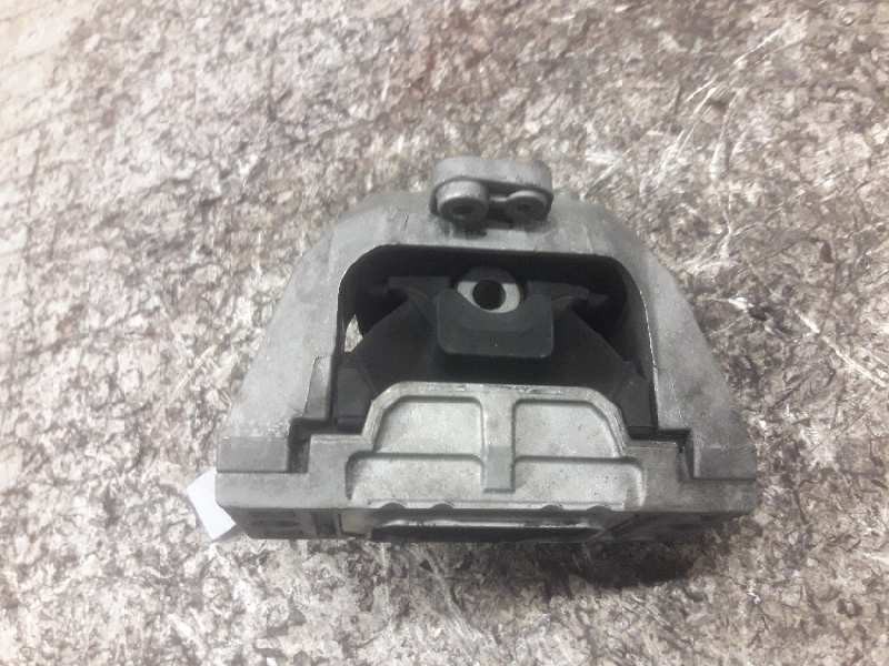 Recambio de soporte motor derecho para volkswagen golf iv berlina (1j1) soul referencia OEM IAM 1J0199262BF  
