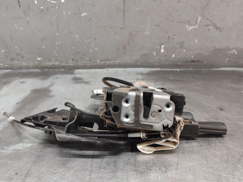 Recambio de cerradura puerta delantera izquierda para ford fiesta (cb1) econetic referencia OEM IAM 8A6AA21813AC  