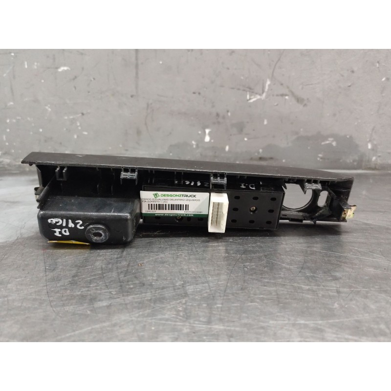 Recambio de mando elevalunas delantero izquierdo para kia sorento i (jc) 2.5 crdi referencia OEM IAM 935703E3308Y  