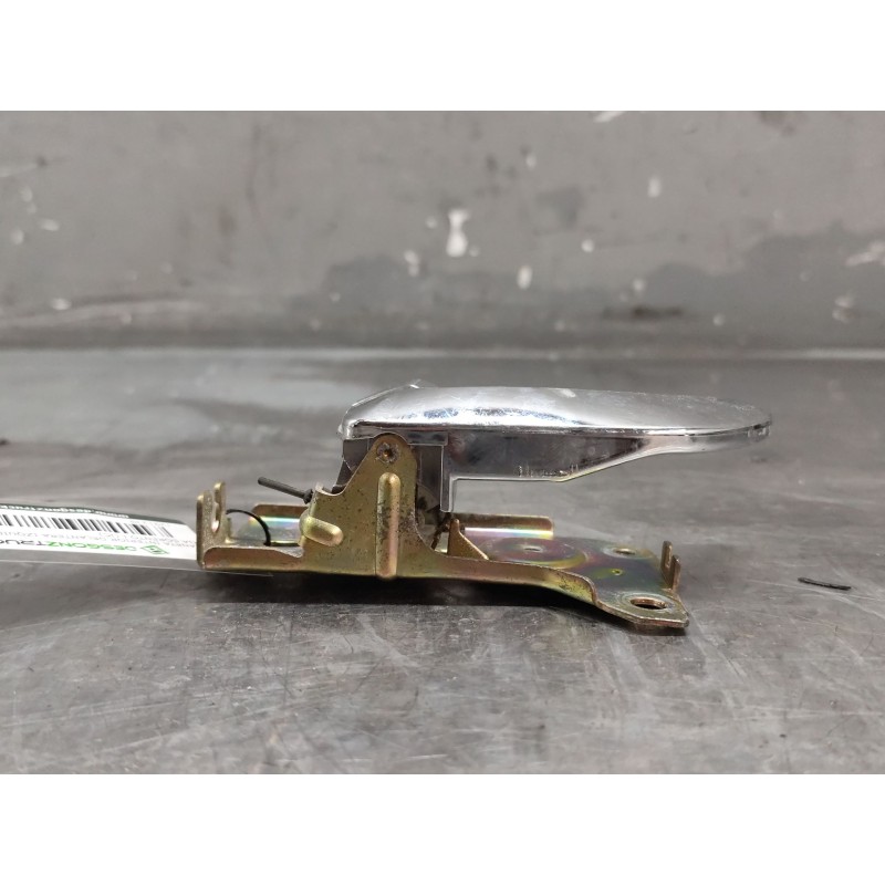 Recambio de maneta interior delantera izquierda para kia sorento i (jc) 2.5 crdi referencia OEM IAM   