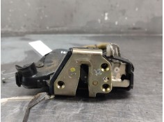 Recambio de cerradura puerta delantera derecha para toyota corolla (_e12_) 2.0 d-4d (cde120r_, cde120l_) referencia OEM IAM    2