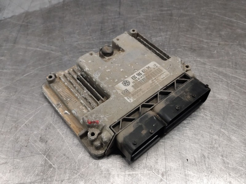 Recambio de centralita motor uce para volkswagen golf v (1k1) 1.9 tdi referencia OEM IAM 03G906021PM  