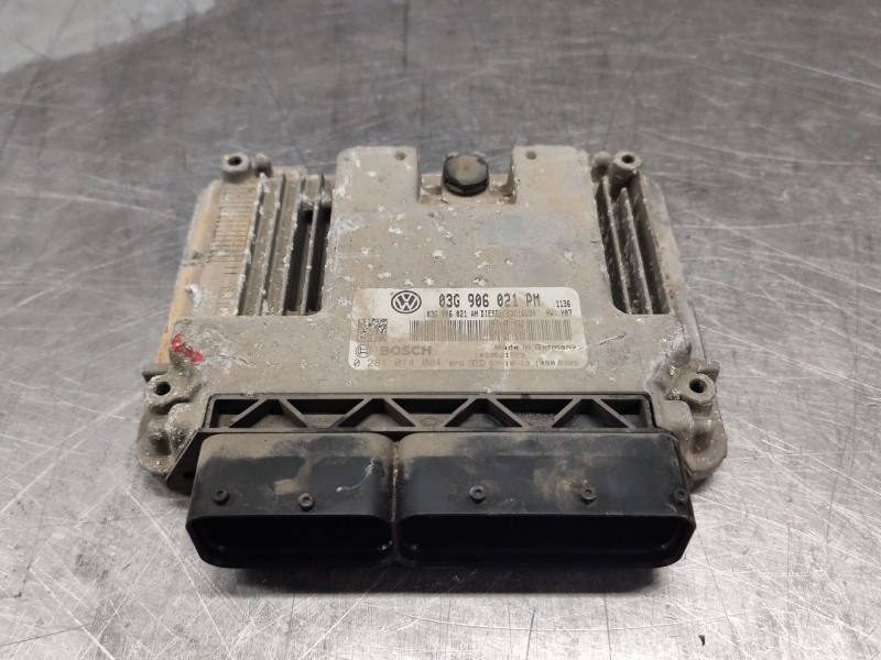 Recambio de centralita motor uce para volkswagen golf v (1k1) 1.9 tdi referencia OEM IAM 03G906021PM  