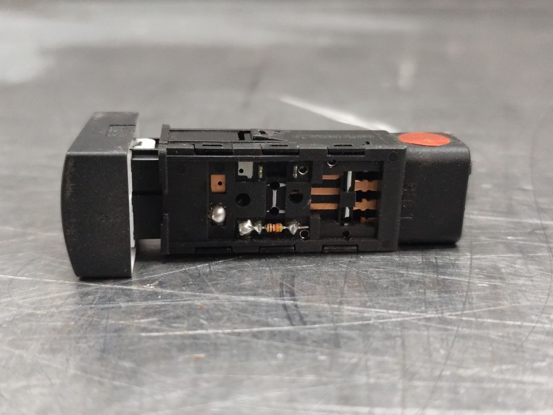 Recambio de boton antiniebla para kia sorento i (jc) 2.5 crdi referencia OEM IAM   
