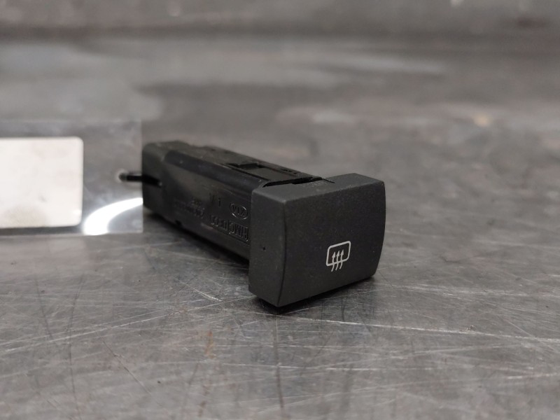 Recambio de boton antivaho para kia sorento i (jc) 2.5 crdi referencia OEM IAM   