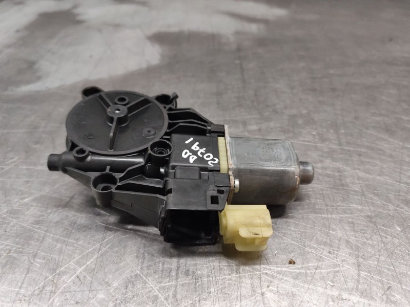 Recambio de motor elevalunas delantero derecho para ford fiesta (cb1) econetic referencia OEM IAM 8A6114553A  