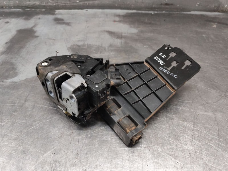 Recambio de cerradura puerta trasera izquierda para ford fiesta (cb1) econetic referencia OEM IAM 8A6AA26413AG  