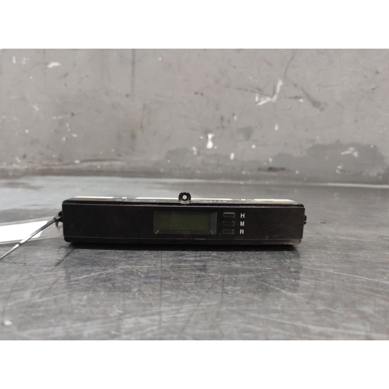 Recambio de pantalla multifuncion para kia sorento i (jc) 2.5 crdi referencia OEM IAM 945003E500  