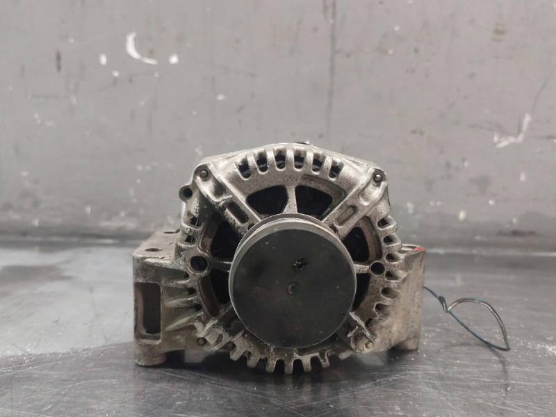 Recambio de alternador para opel corsa c blue line referencia OEM IAM LRA02804  