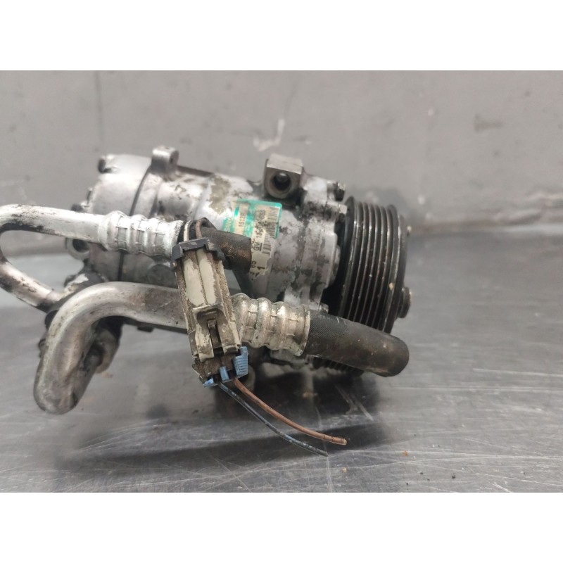 Recambio de compresor aire acondicionado para opel corsa c blue line referencia OEM IAM 13106850  