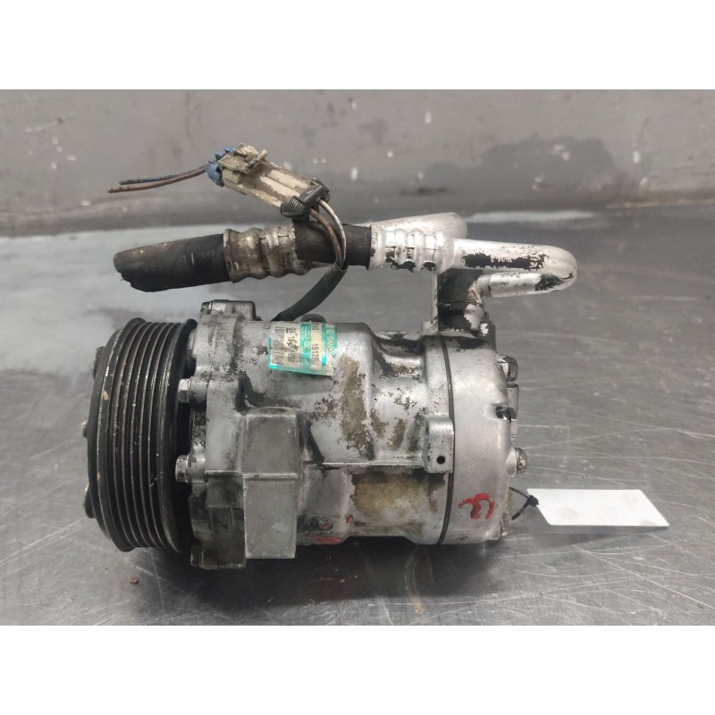 Recambio de compresor aire acondicionado para opel corsa c blue line referencia OEM IAM 13106850  