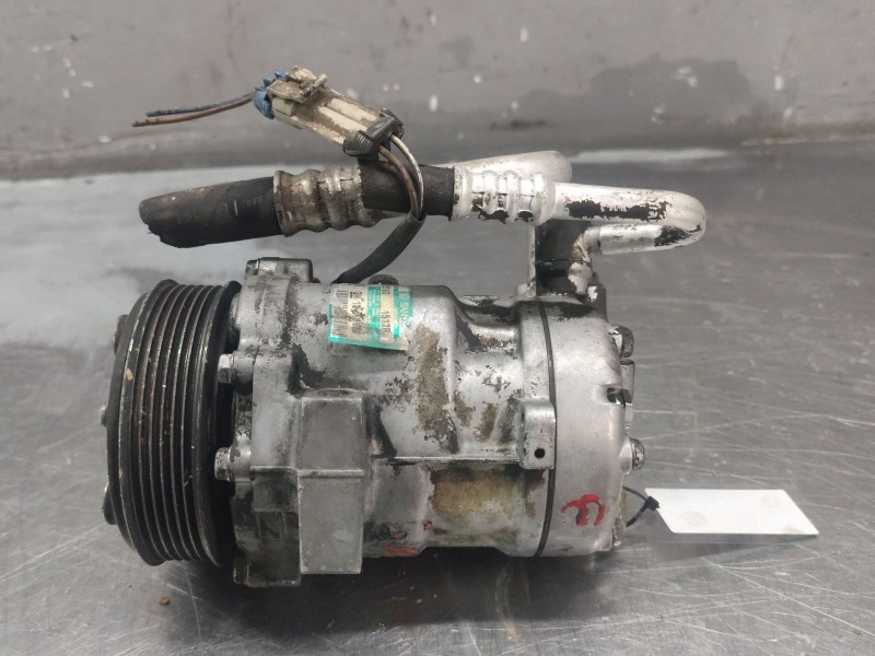 Recambio de compresor aire acondicionado para opel corsa c blue line referencia OEM IAM 13106850  