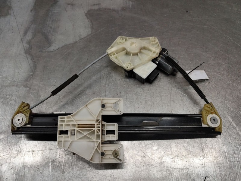 Recambio de elevalunas trasero izquierdo para seat leon (5f1) 1.6 tdi referencia OEM IAM 5F4839491C 5Q0959811A 