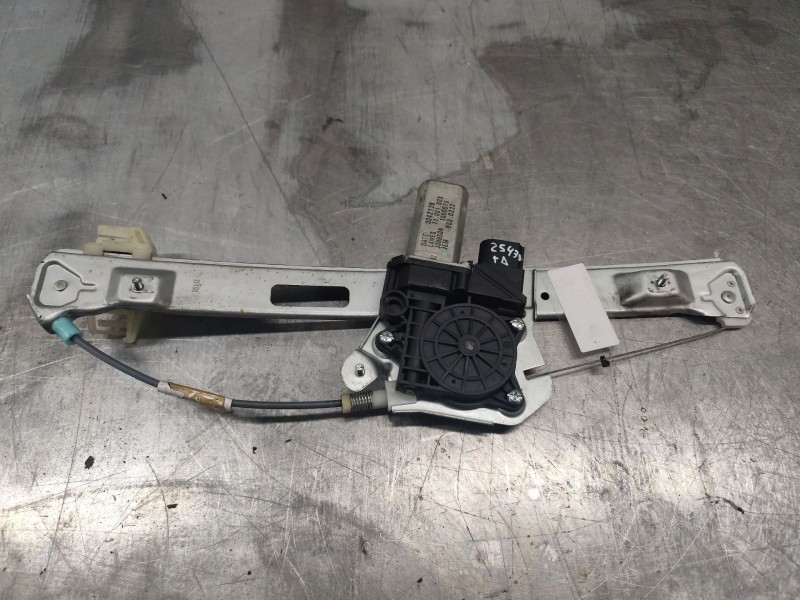 Recambio de elevalunas trasero derecho para bmw 3 (e90) 320 d referencia OEM IAM 71001603  