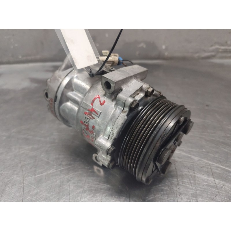 Recambio de compresor aire acondicionado para opel corsa c blue line referencia OEM IAM 24421642  
