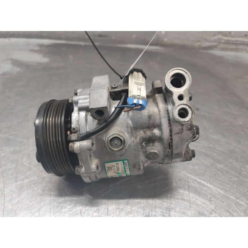 Recambio de compresor aire acondicionado para opel corsa c blue line referencia OEM IAM 24421642  