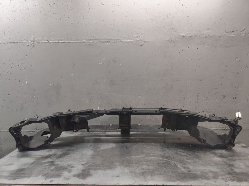 Recambio de panel frontal para renault master ii ph. 2 doka/pr. fgst 2.5 diesel referencia OEM IAM   