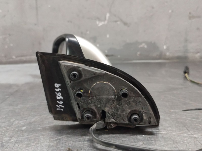 Recambio de retrovisor izquierdo para peugeot 307 break / sw (s1) 1.6 hdi referencia OEM IAM 9657721019D6  