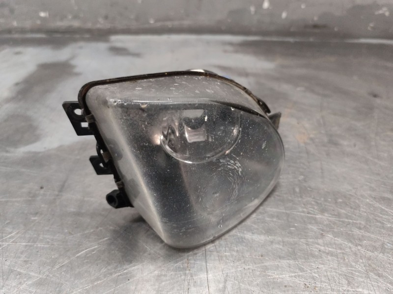 Recambio de faro antiniebla derecho para bmw 5 touring (f11) 525 d xdrive referencia OEM IAM 89206710  