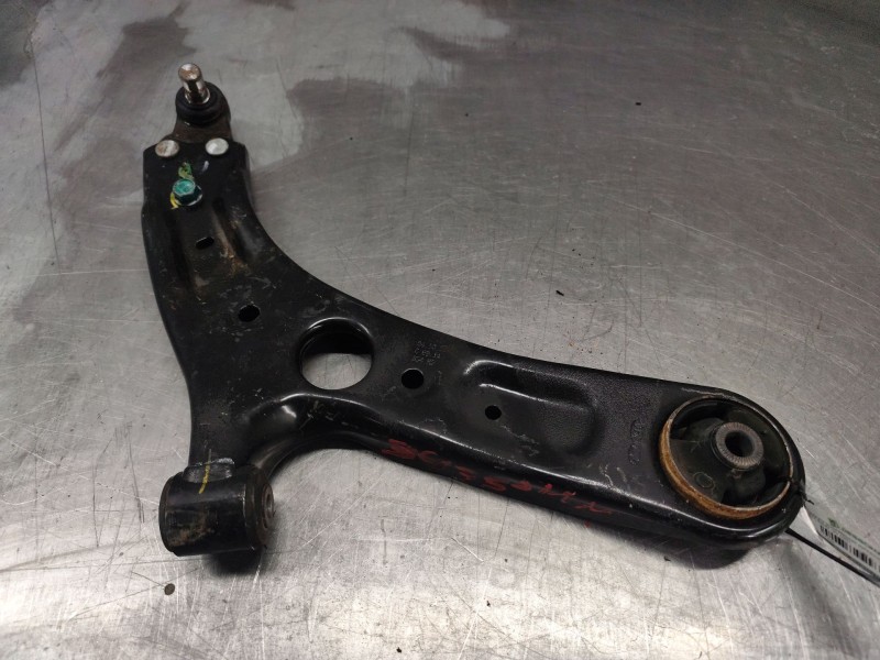 Recambio de brazo suspension inferior delantero derecho para hyundai i30 (gd) 1.6 crdi referencia OEM IAM   