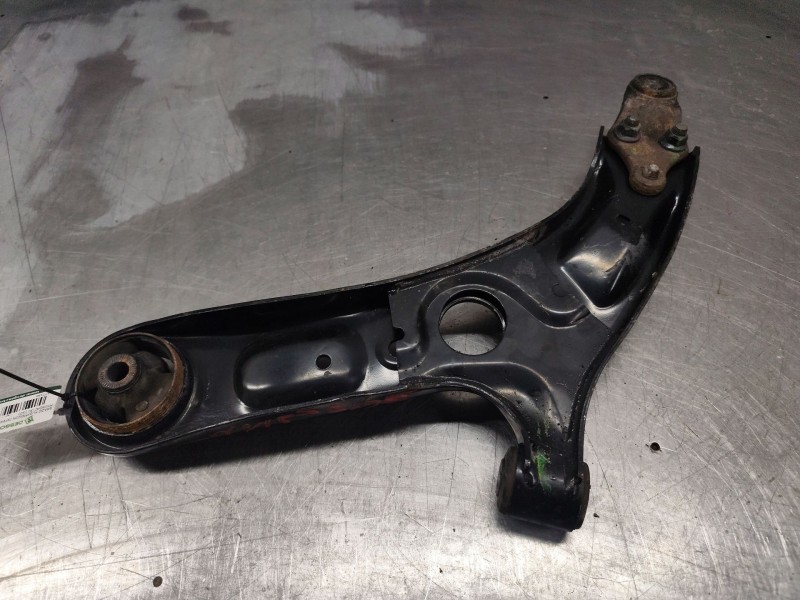 Recambio de brazo suspension inferior delantero derecho para hyundai i30 (gd) 1.6 crdi referencia OEM IAM   