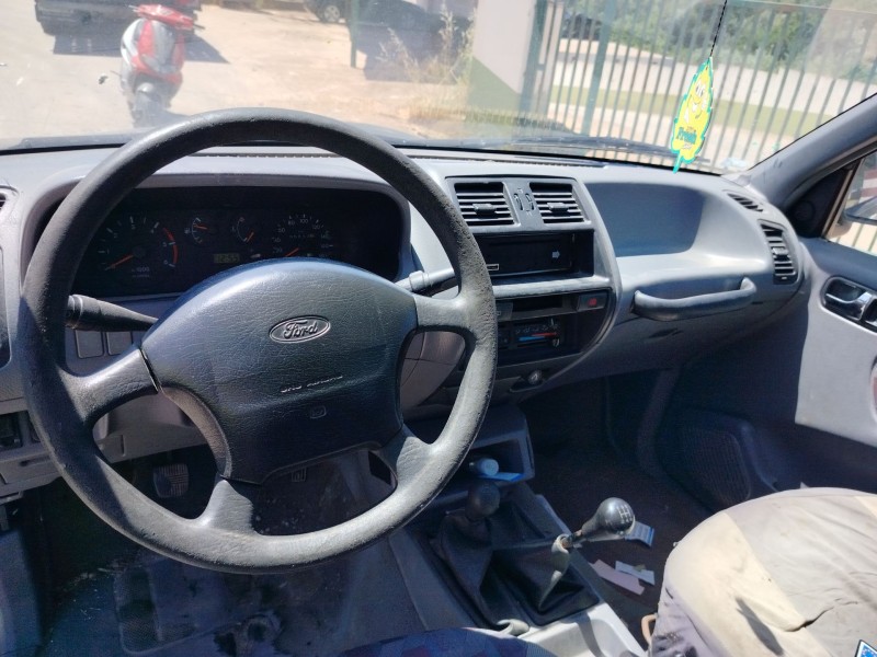 ford maverick (uds, uns) del año 1997