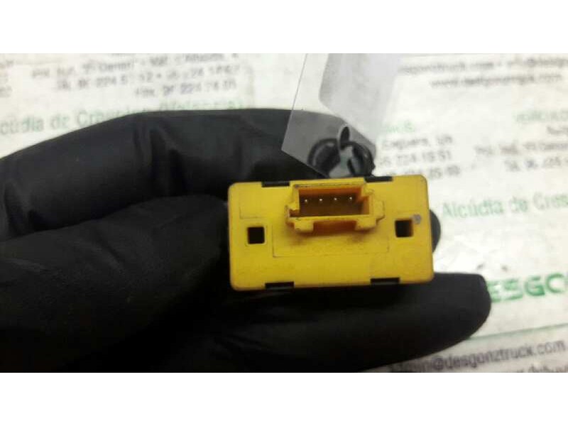 Recambio de mando elevalunas delantero izquierdo para bmw serie 3 berlina (e46) 318i referencia OEM IAM   