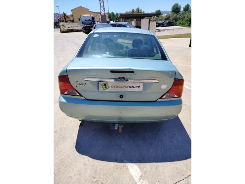 ford focus berlina (cak) del año 1999